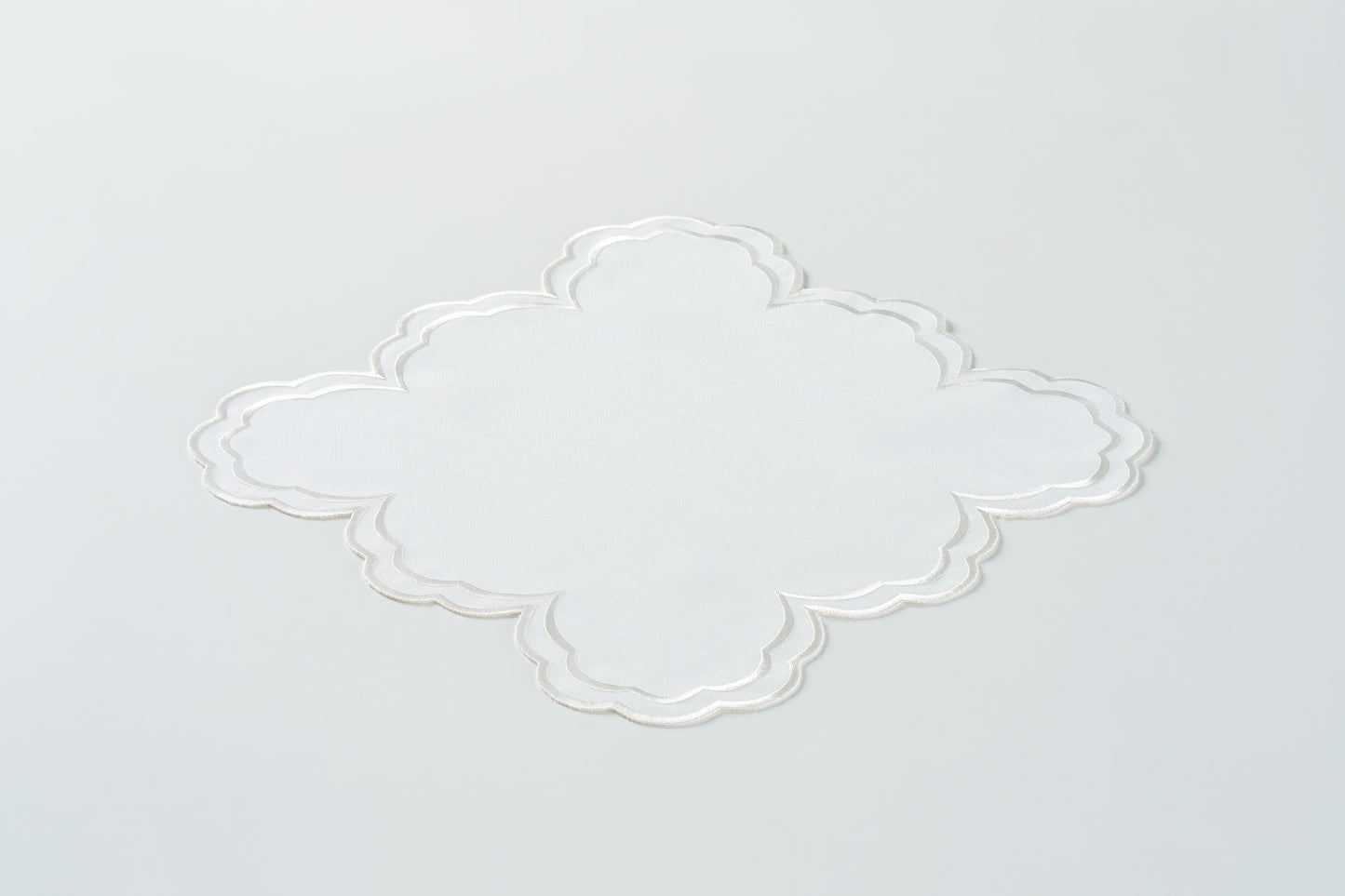 Bianco Round Napkin