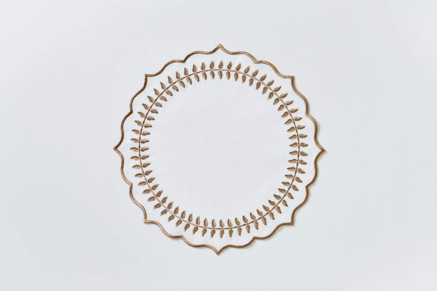 Leaf Brown Round Amerikan Servis