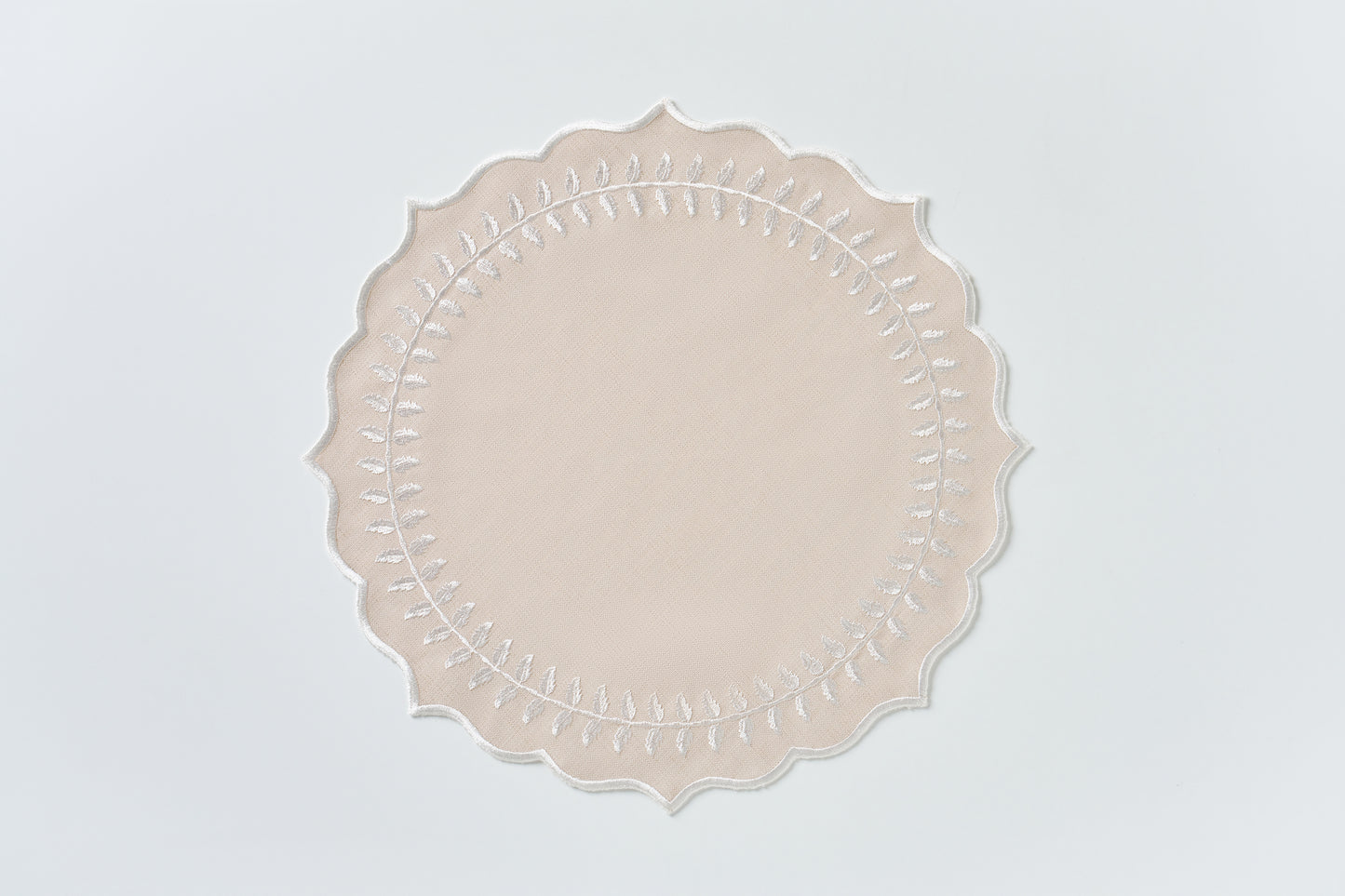 Leaf Beige Round Amerikan Servis