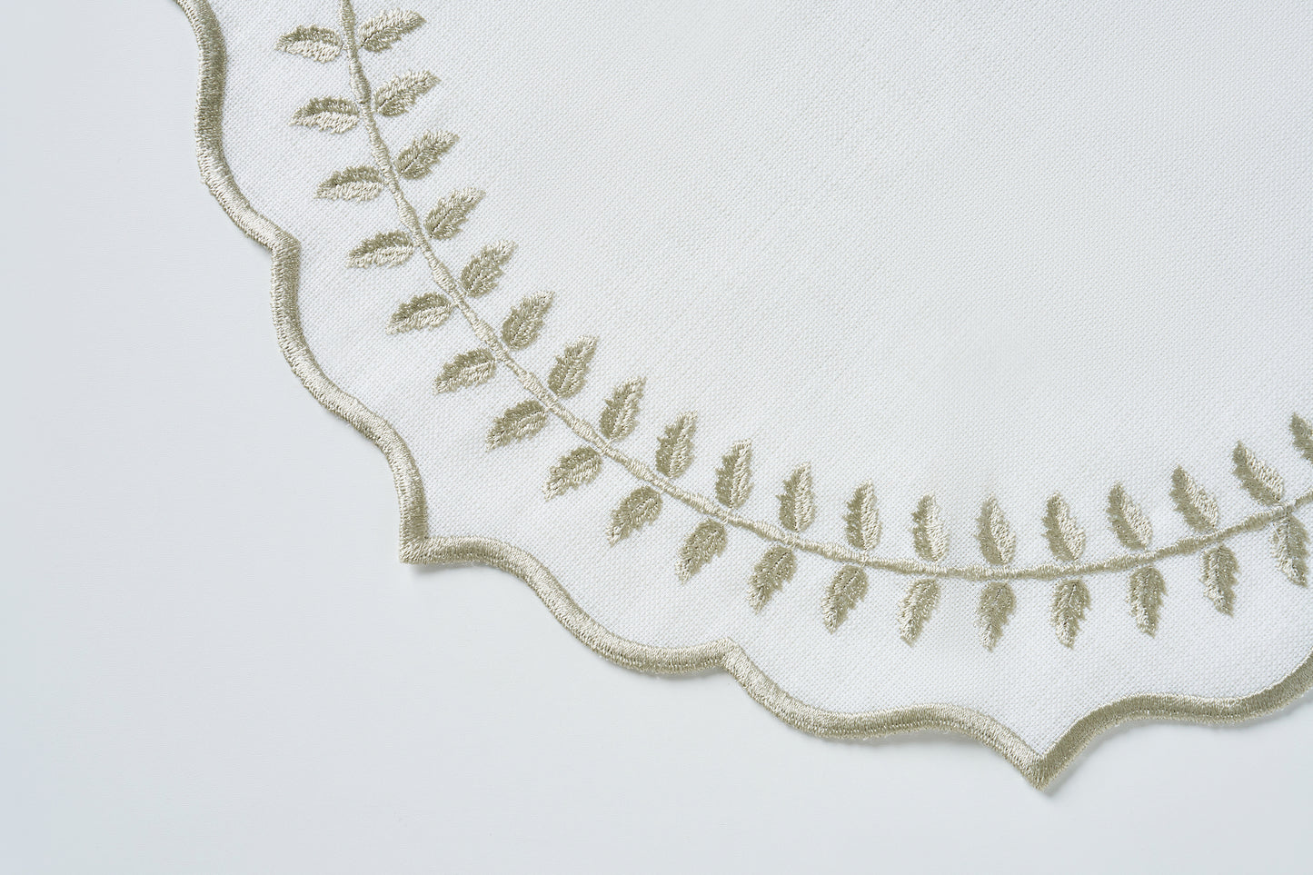 Leaf Light Round Amerikan Servis