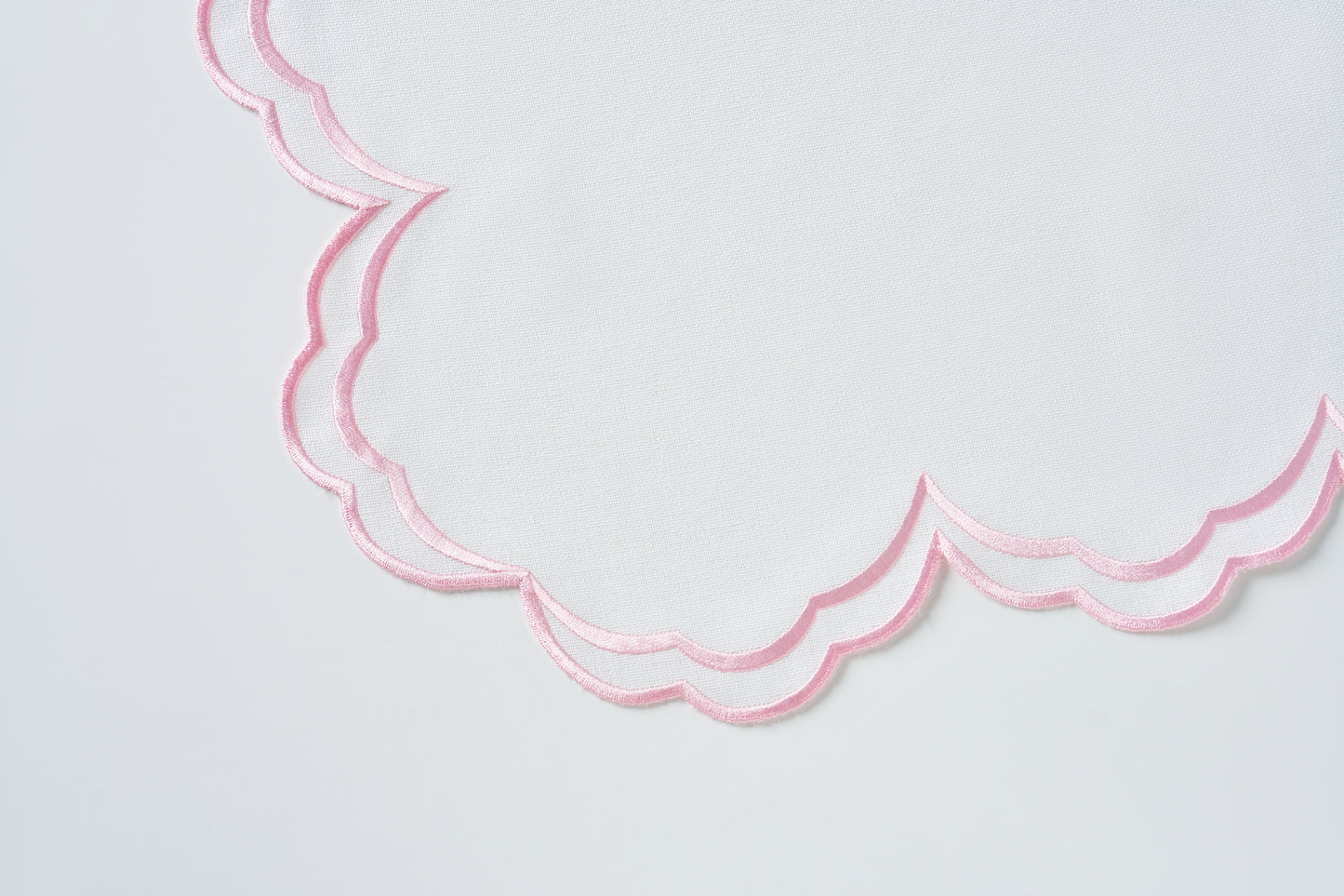 Pink Round Amerikan Servis