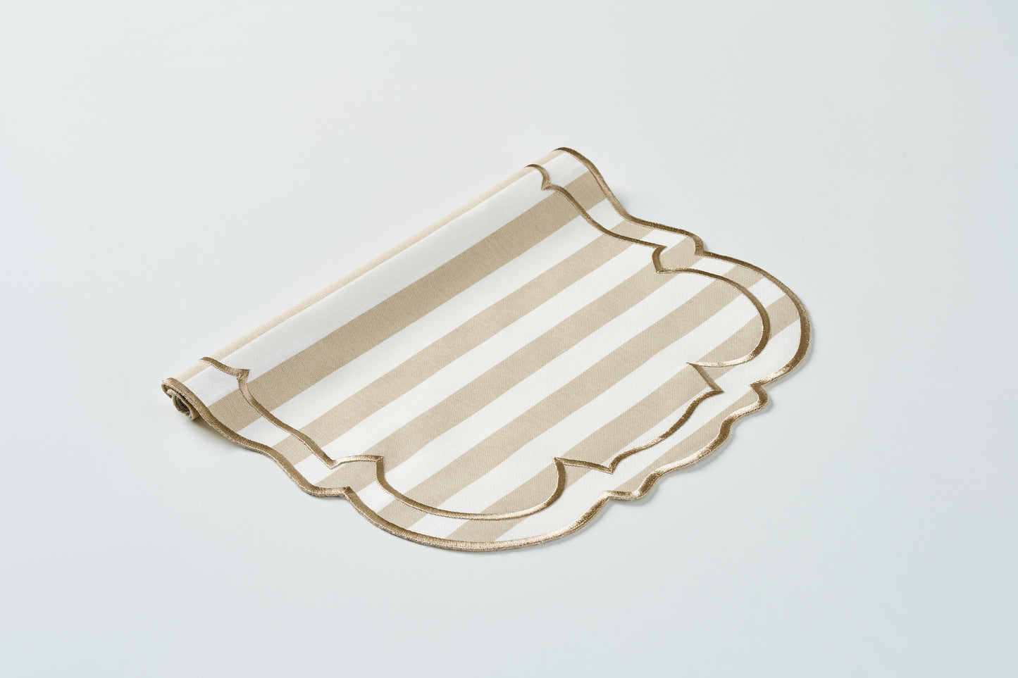 Beige Line Amerikan Servis