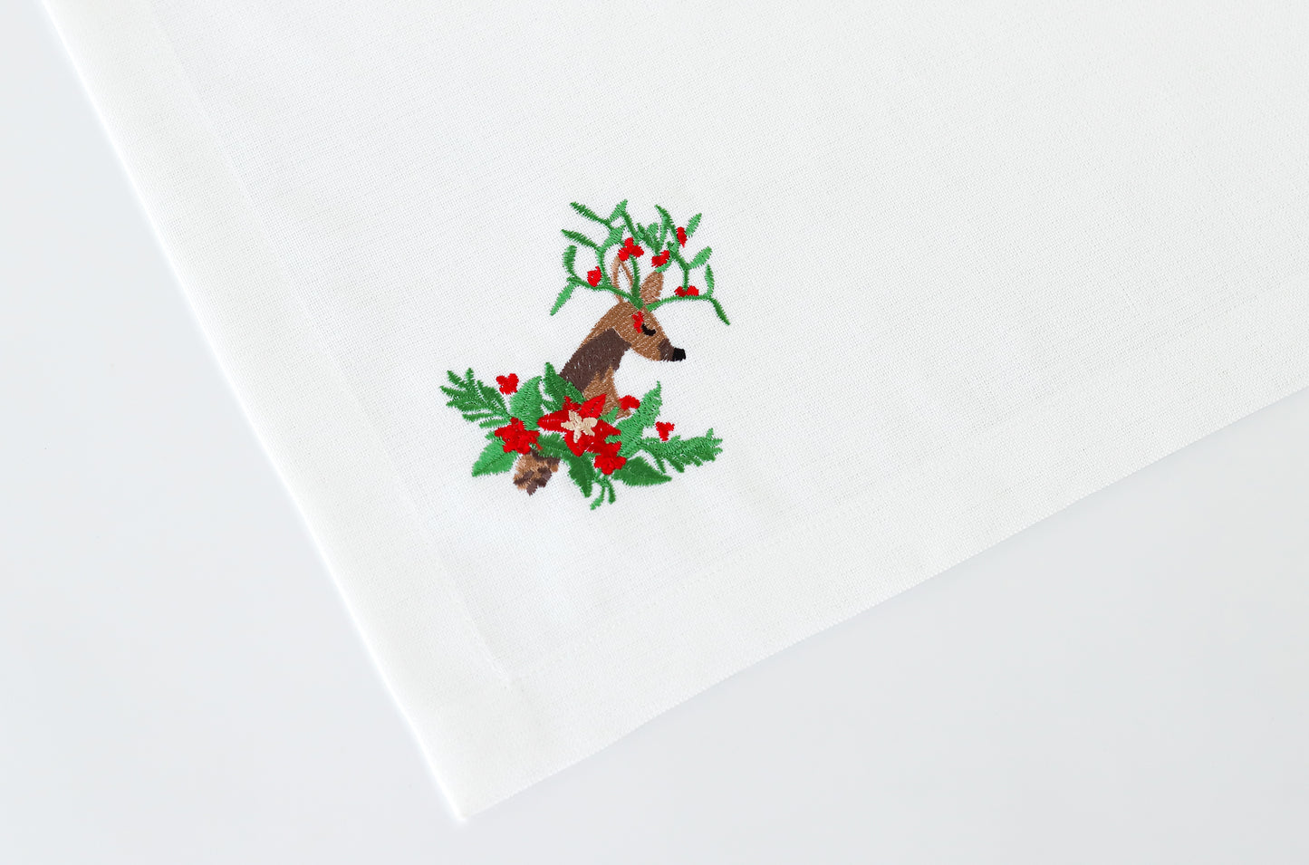 Geyik Nakışlı Peçete